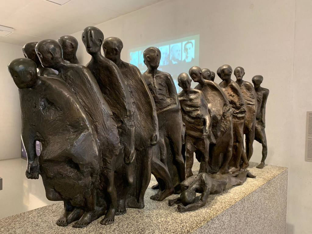Image Sandra Quentin Deadmarch sculpture